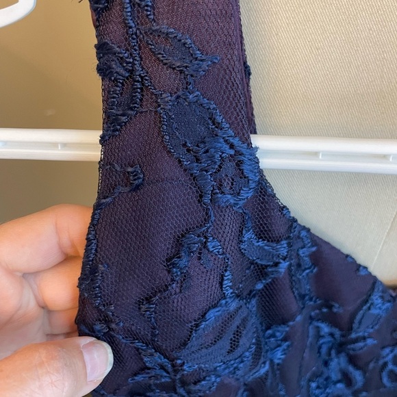 Vintage navy lace Sweetheart Neckline bow back cocktail Dress - women’s Size 4 - Picture 3 of 6